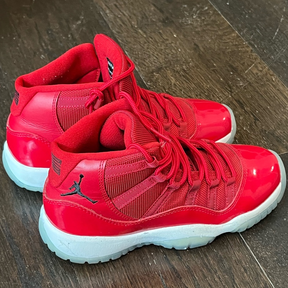 Red Jordan’s Boys Size 4